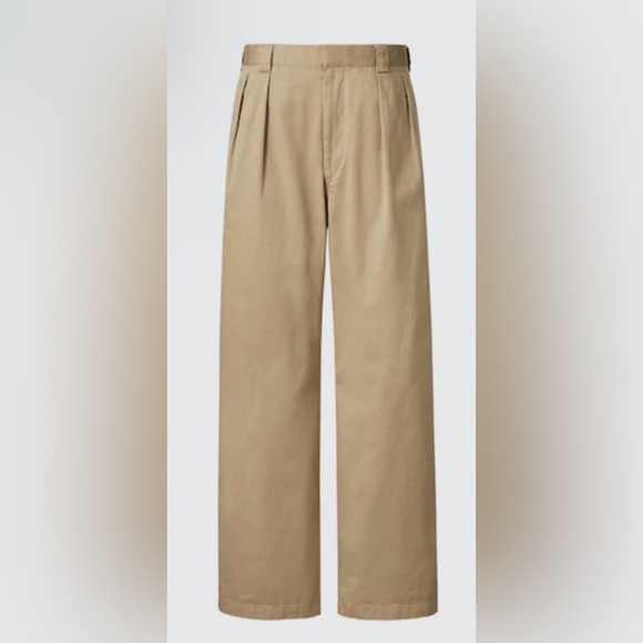 Uniqlo Pants - NWT UNIQLO Pleated Wide Leg Trousers Pants Beige 31” Small waist 26/27